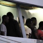 Lampedusa, migranti trasferiti sulla nave quarantena