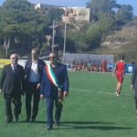 Lampedusa, inaugurato il “campo dell’accoglienza”: presenti il ministro allo Sport e il presidente della FIGC