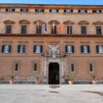 Sicilia, Musumeci riduce a 232 le postazioni dirigenziali