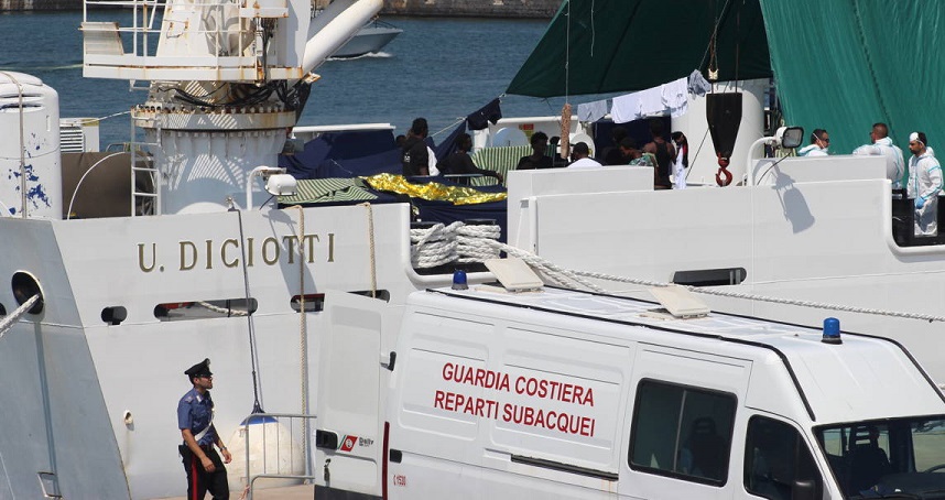 Caso “Diciotti”: la situazione a bordo della nave – FOTO E VIDEO