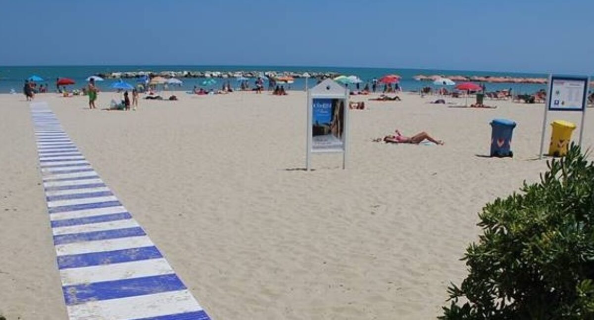 Passerella spiaggia
