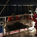 Lampedusa, attracca al porto la “Sea Watch 3”: sbarcati i migranti, arrestata la capitana Carola Rackete