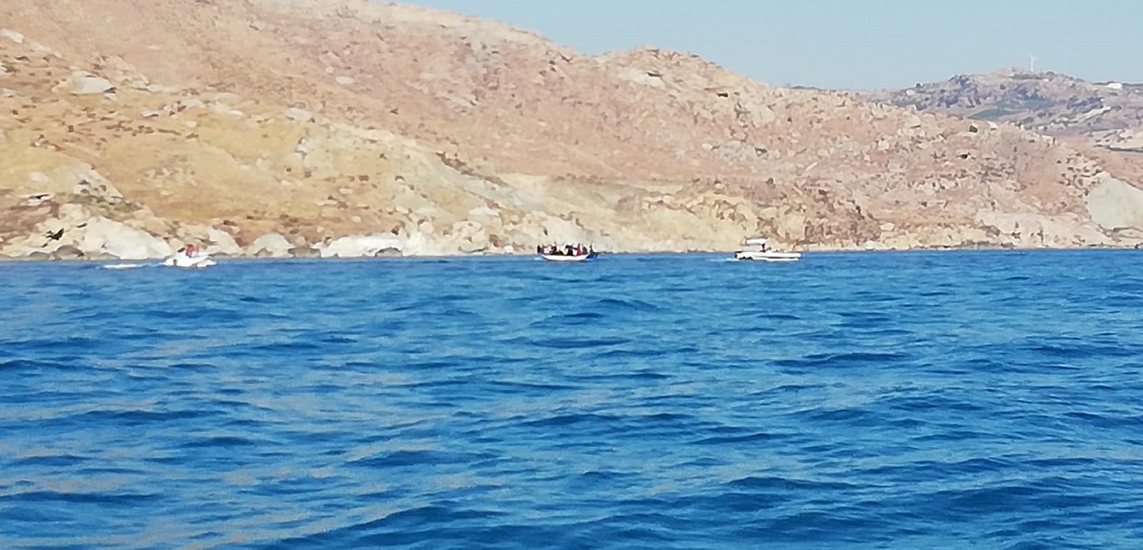 Sbarco a Punta Bianca: migranti scappano fra le campagne