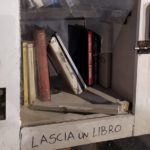 Porto Empedocle, vandalizzata la bibliocabina di via Roma