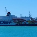 Porto Empedocle, la “Moby Zazà” fa rientro al porto: sbarca donna incinta