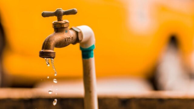tubo acqua pexels