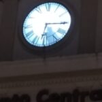 Agrigento, torna a illuminarsi l’orologio della Stazione Centrale