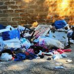Parco dell’Addolorata ricolmo di rifiuti, Mareamico: “salvare l’unico polmone verde della città” – VIDEO