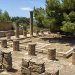 Archeologia e sapori: visita agli scavi del quartiere ellenistico e degustazione di vini del territorio