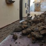 Crolla un muro nel centro storico di Agrigento
