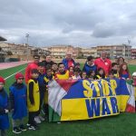 Aragona Calcio: i bambini sfilano con uno striscione contro la guerra in Ucraina ( le Videointerviste)