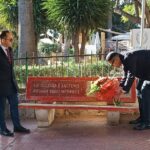 Giornata contro la violenza sulle donne: Fratelli d’Italia depone fiori sulla panchina rossa