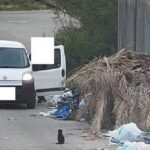 Lampedusa, rifiuti abbandonati per strada: incivili immortalati dalle telecamere