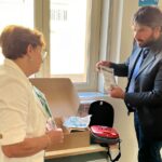 Aragona, Confasi Scuola consegna defibrillatore alla scoula elementare Scifo