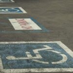 Agrigento, auto in sosta nei parcheggi per disabili: scattano le multe