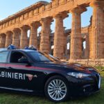 Cammina spaesato tra le auto sulla Panoramica dei Templi: sessantenne salvato dai carabinieri