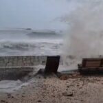 Ciclone Harry, mareggiate e danni a San Leone