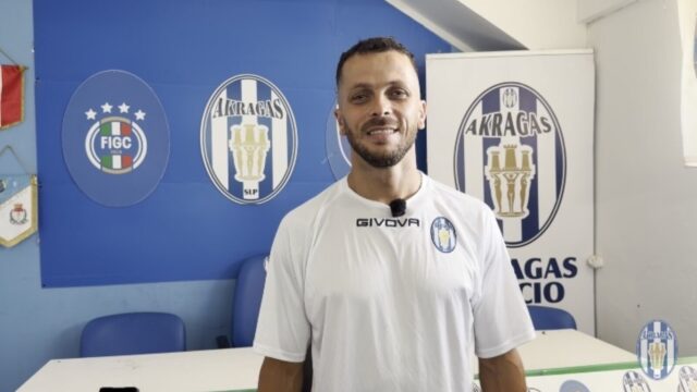 Lopez: “Felice di essere ancora all’Akragas. All’Esseneto sarà tutta un’altra storia”